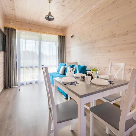 Wooden House Near Vistula Lagoon, Cleaning Included Hébergement de vacances *
