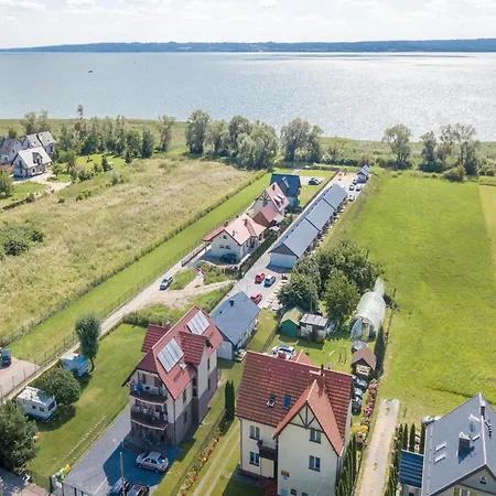 Wooden House Near Vistula Lagoon, Cleaning Included Hébergement de vacances